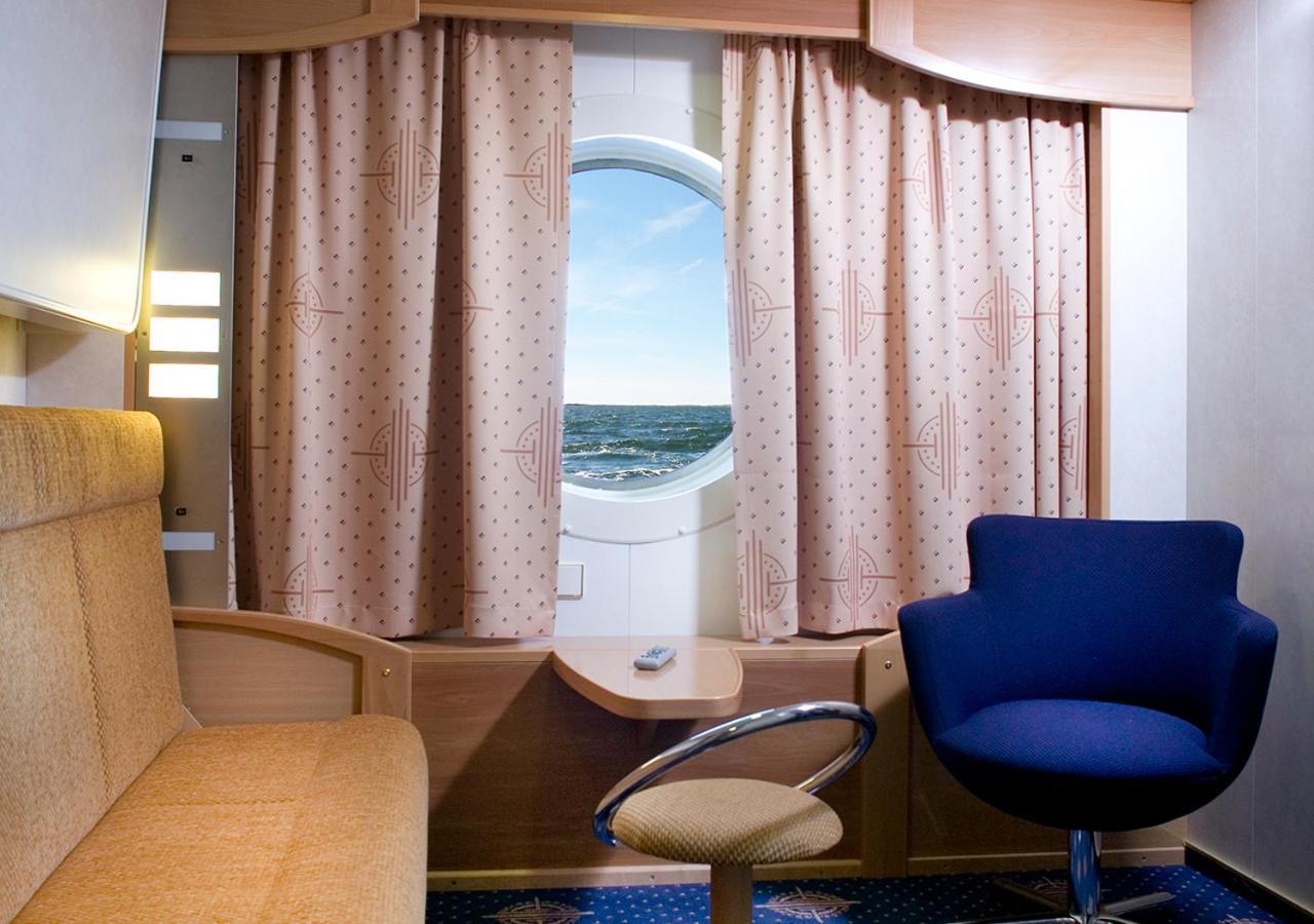 Viking Line Ferry Viking Xprs - One-Way Journey From Helsinki To Tallinn Oda fotoğraf